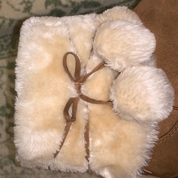 Winter Boots - Picture 4 of 8